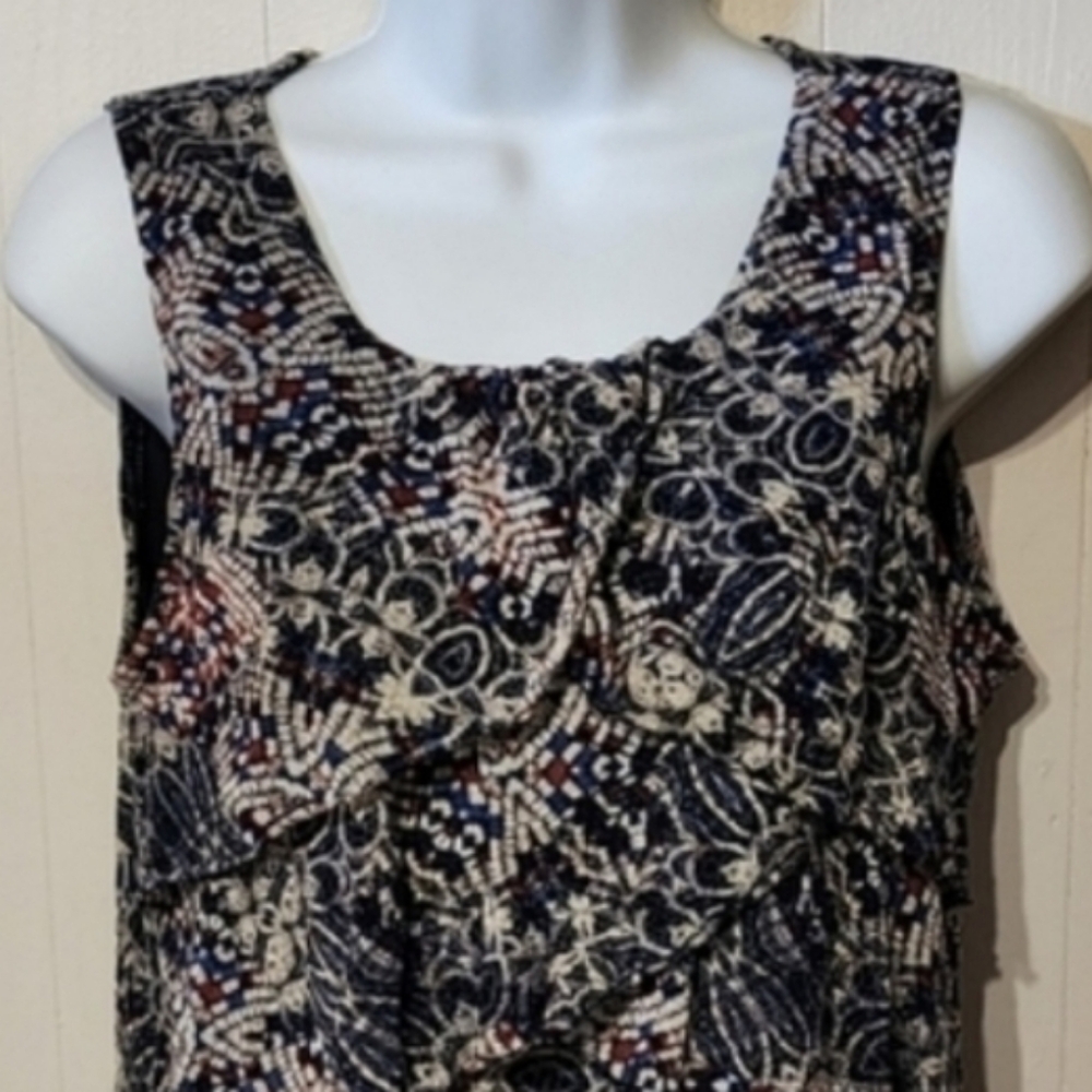 Christopher & Banks Sleeveless Top Scalloped Multicolor‎ Round Neck Medium A346